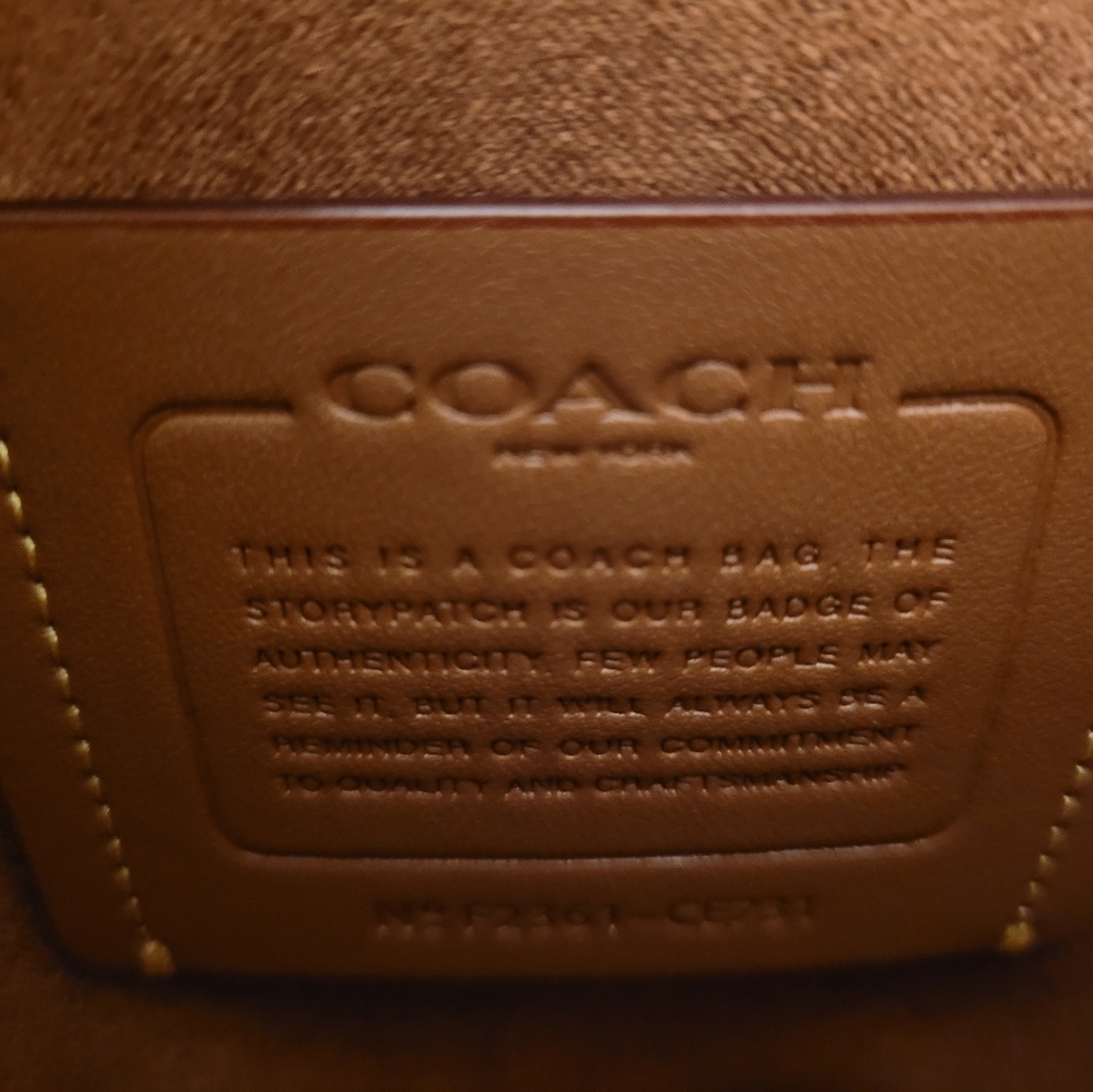Coach Brooke Carryall In Signature Canvas - Picture 10 of 12